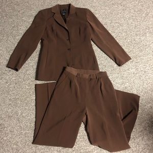 INC brand brown suit size 6P